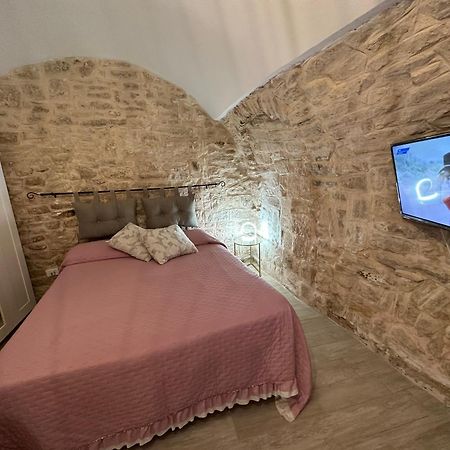 Giovinazzo Suite Pavone Griffi Eksteriør billede