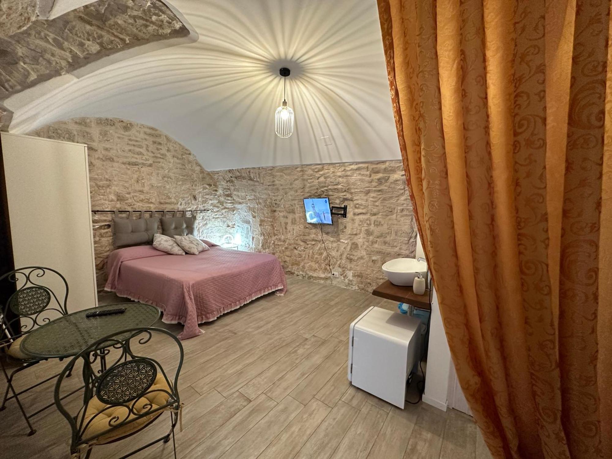 Giovinazzo Suite Pavone Griffi Eksteriør billede
